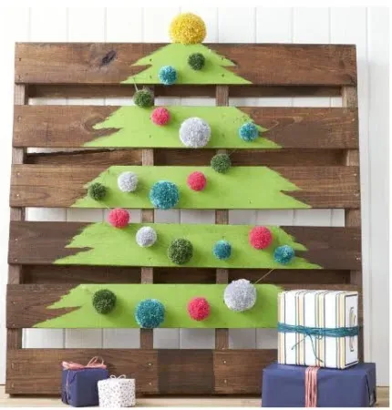 Christmas Pallet Tree
